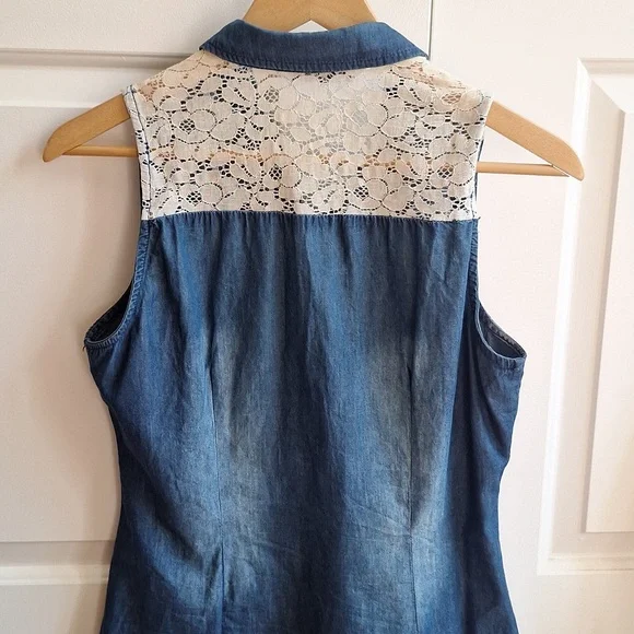 Soft Denim Sleeveless Top with Lace Shoulders - Picture 4 of 4